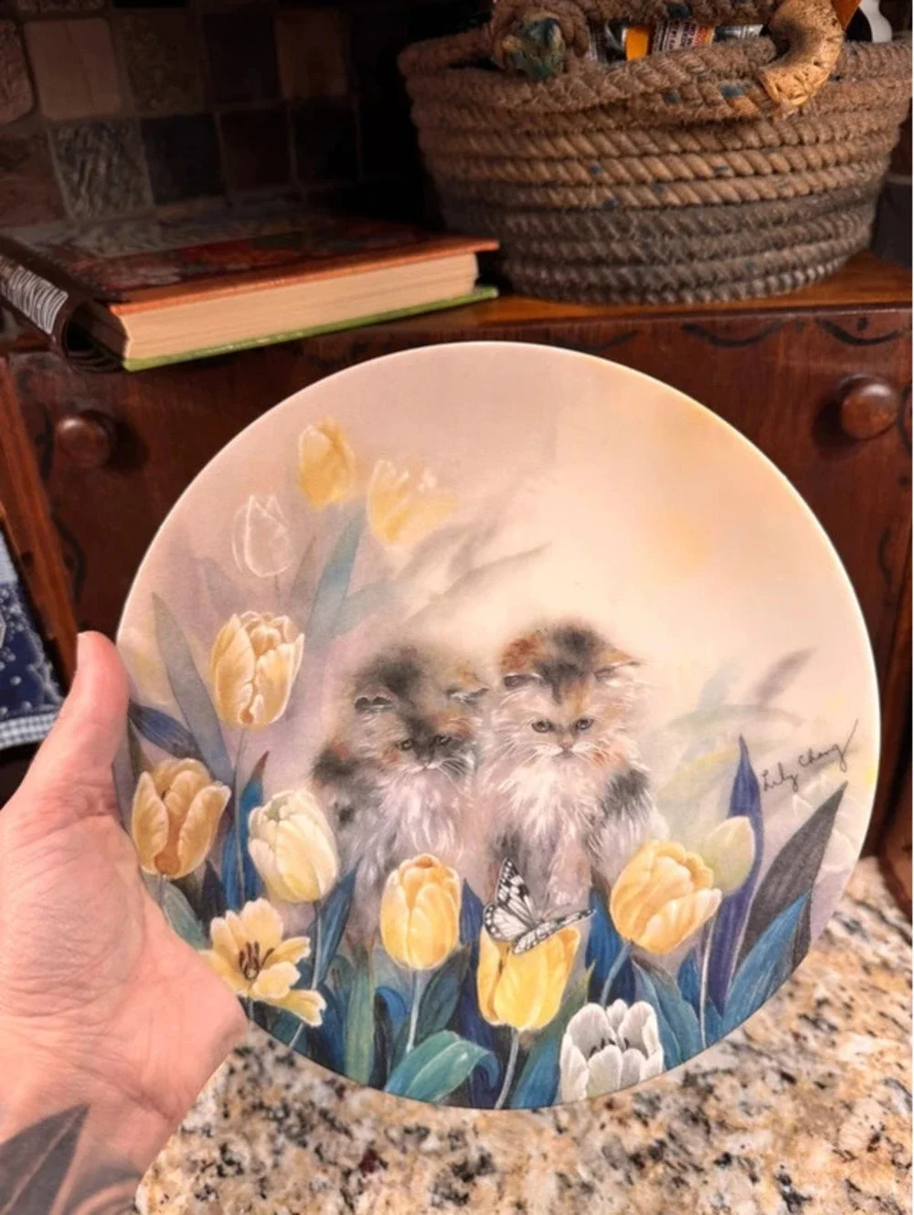 Limited edition kitten collectible plate